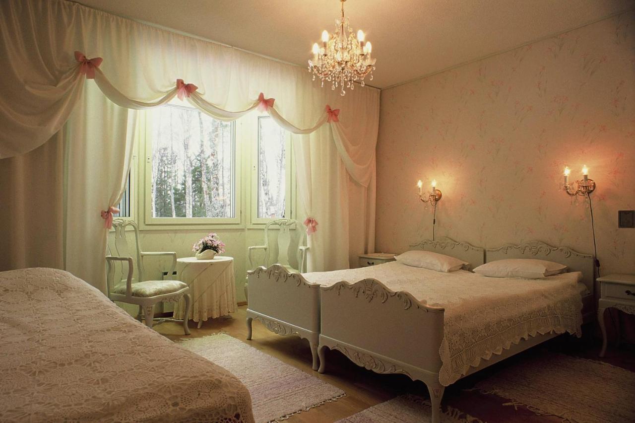 Hotelli Kultainen Joutsen คูซาโม ภายนอก รูปภาพ