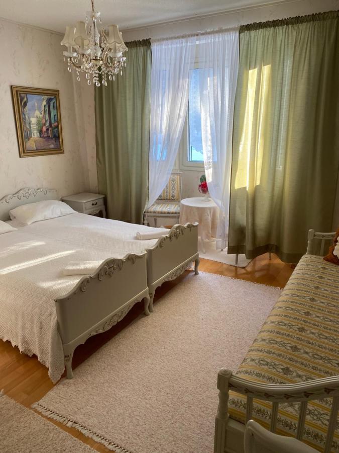 Hotelli Kultainen Joutsen คูซาโม ภายนอก รูปภาพ